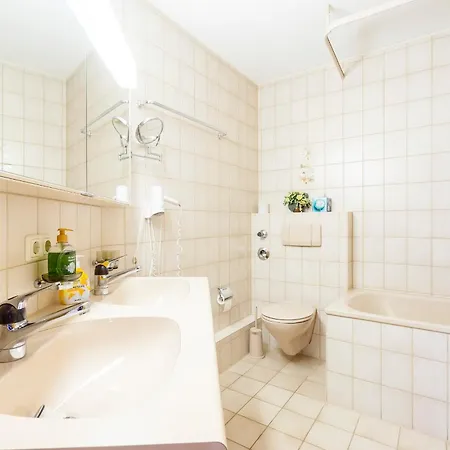 公寓 Haus Bergidyll 3-raum-wohnung Alpenstern 博尔斯特尔朗